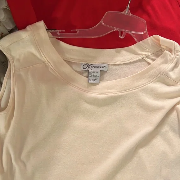 Bundle of Four Great Ladies Tunic Tops - Picture 4 of 5